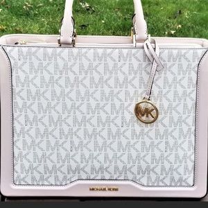 NWT Michael Kors Jessie Large Top Zip Tote😘😘